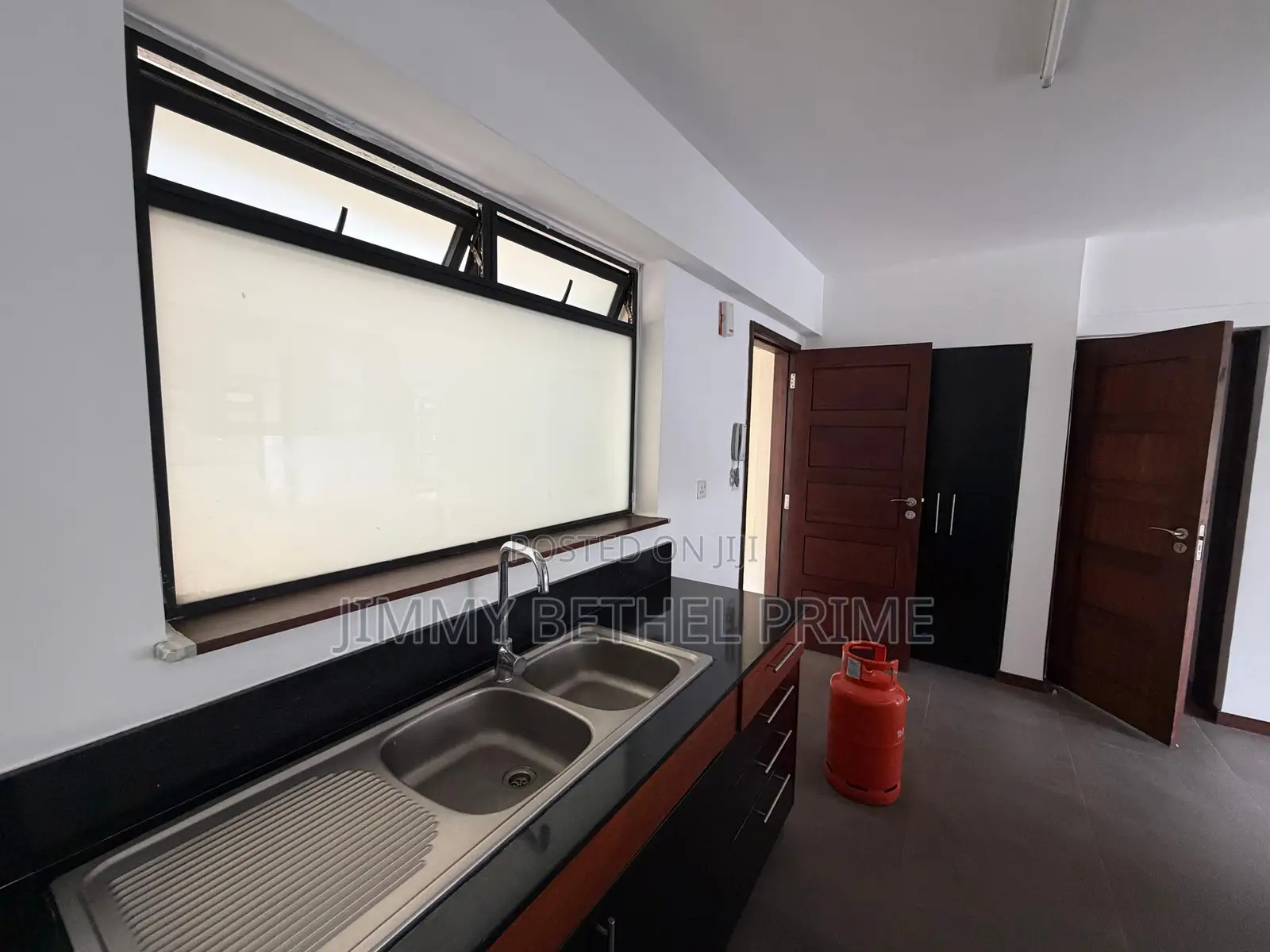 2bdrm Apartment in Riverside Drive for rent