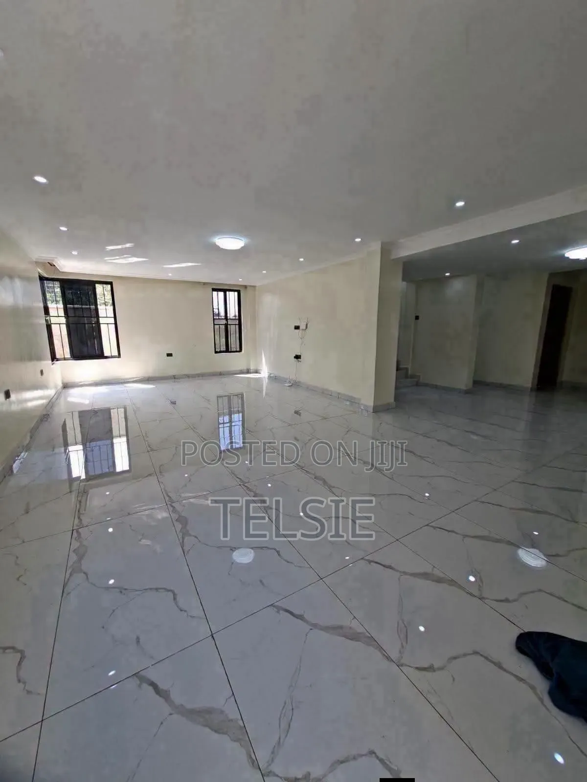 5bdrm Mansion in Kamangu, Ndeiya for rent