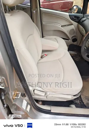 Mitsubishi Colt CZ3 1.3 Inform 2008 Silver