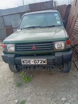 Mitsubishi Pajero 2004