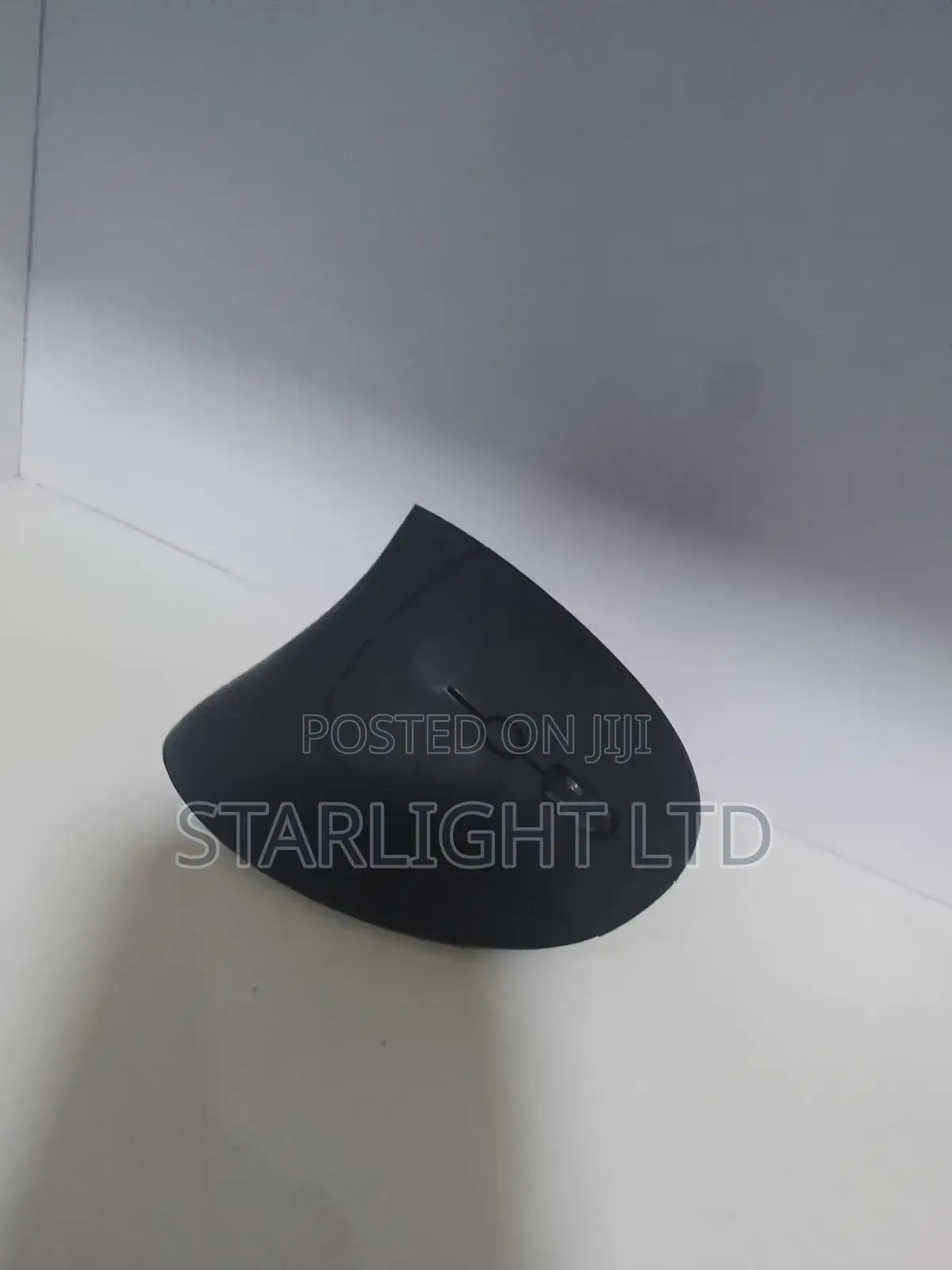 Rechargeable Ergonomic Vertical Mouse With Adjustable DPI