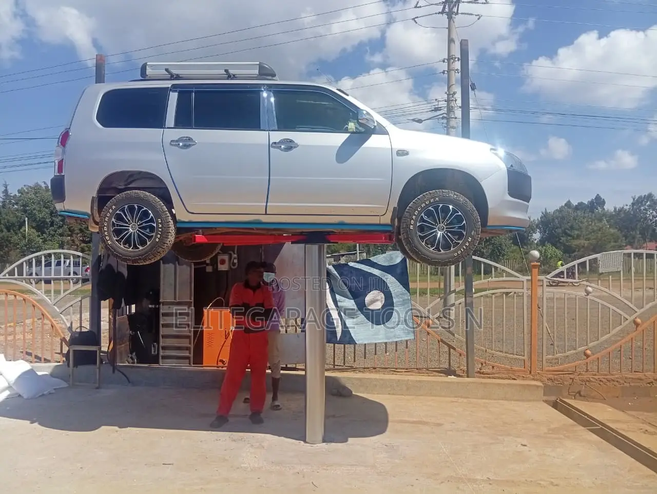 Heavy Duty Commercial New Advanced Single Post Lift