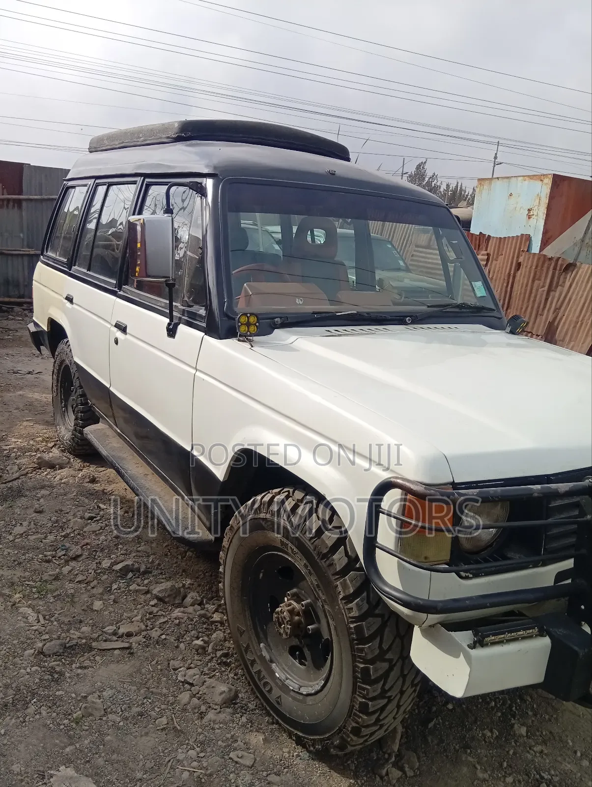 Mitsubishi Pajero 2003 White