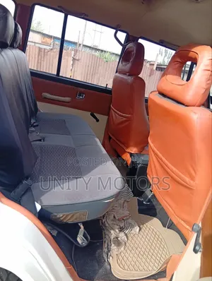 Mitsubishi Pajero 2003 White