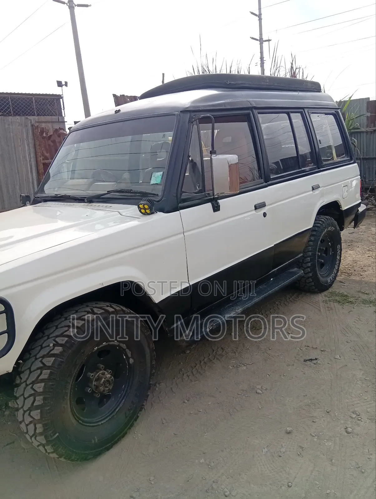 Mitsubishi Pajero 2003 White
