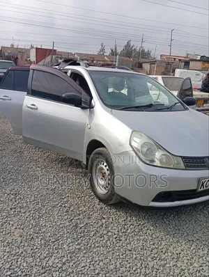 Nissan Wingroad 2011 Silver