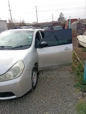 Nissan Wingroad 2011 Silver