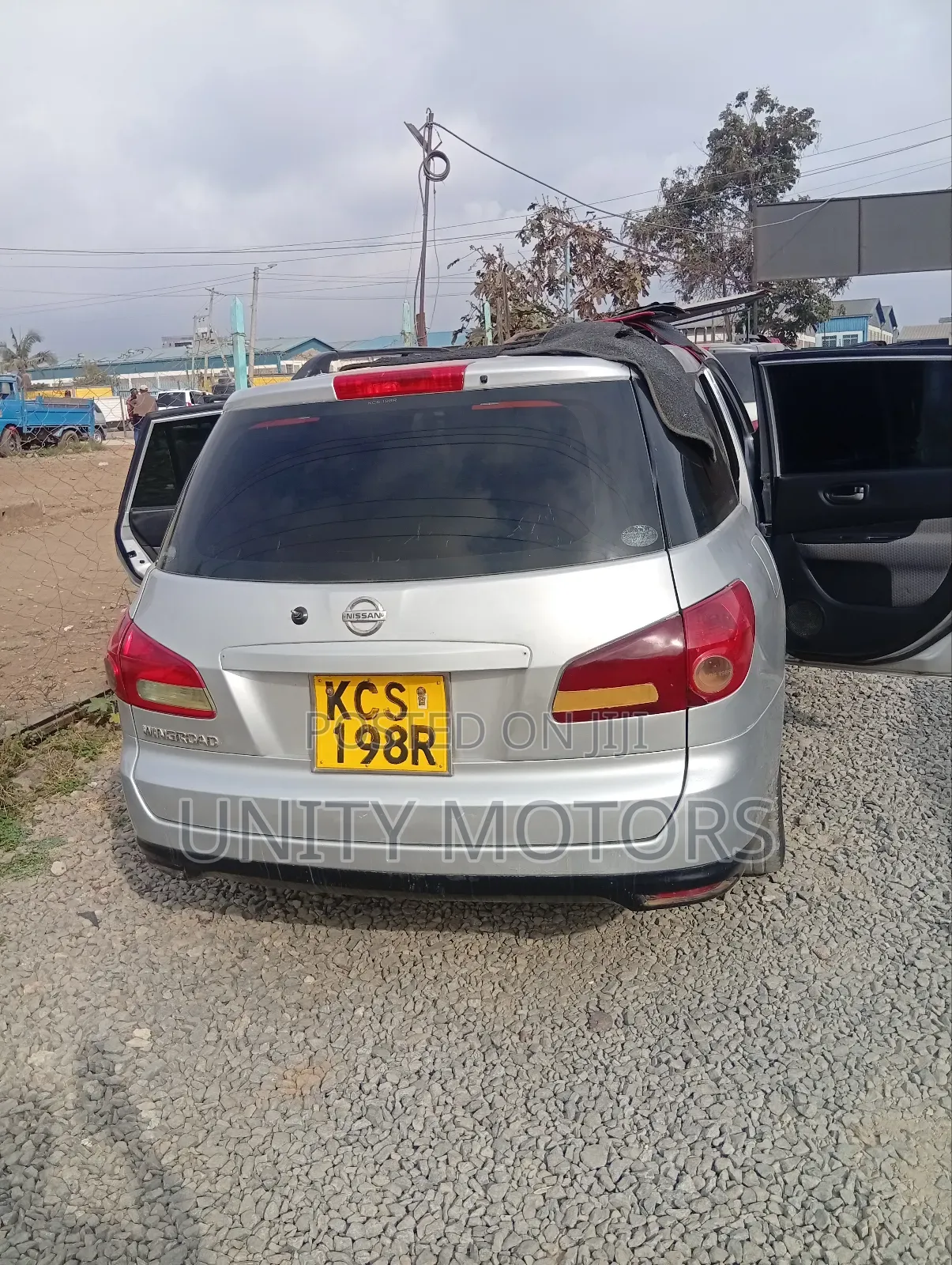 Nissan Wingroad 2011 Silver