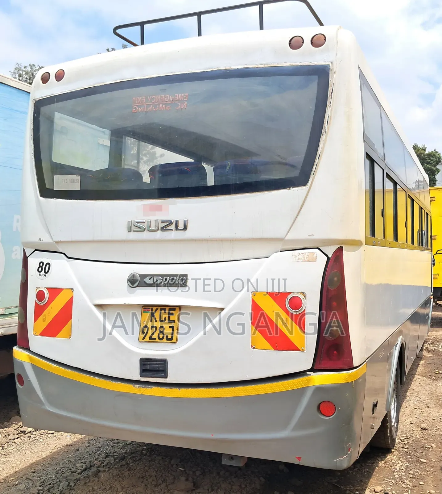 Isuzu NQR 2015 White