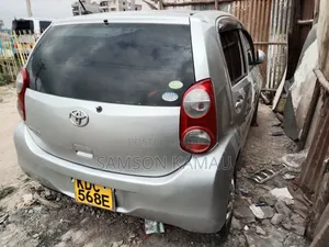 Toyota Passo 2014 Silver