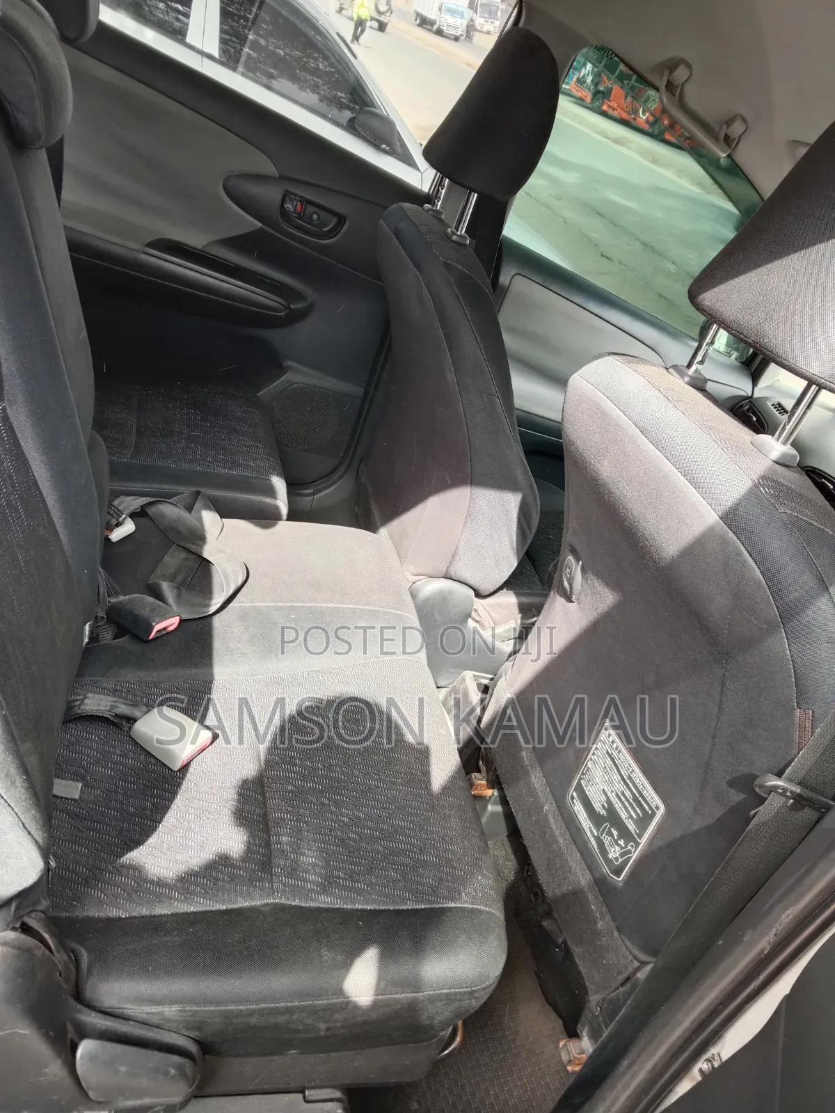 Toyota Wish 2010 Silver
