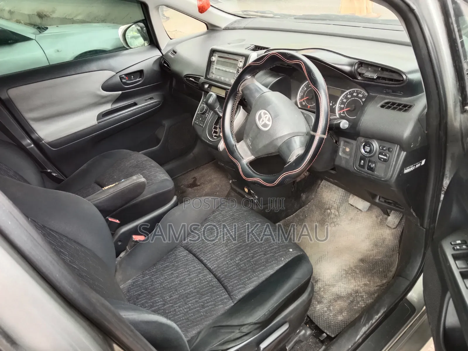 Toyota Wish 2010 Silver