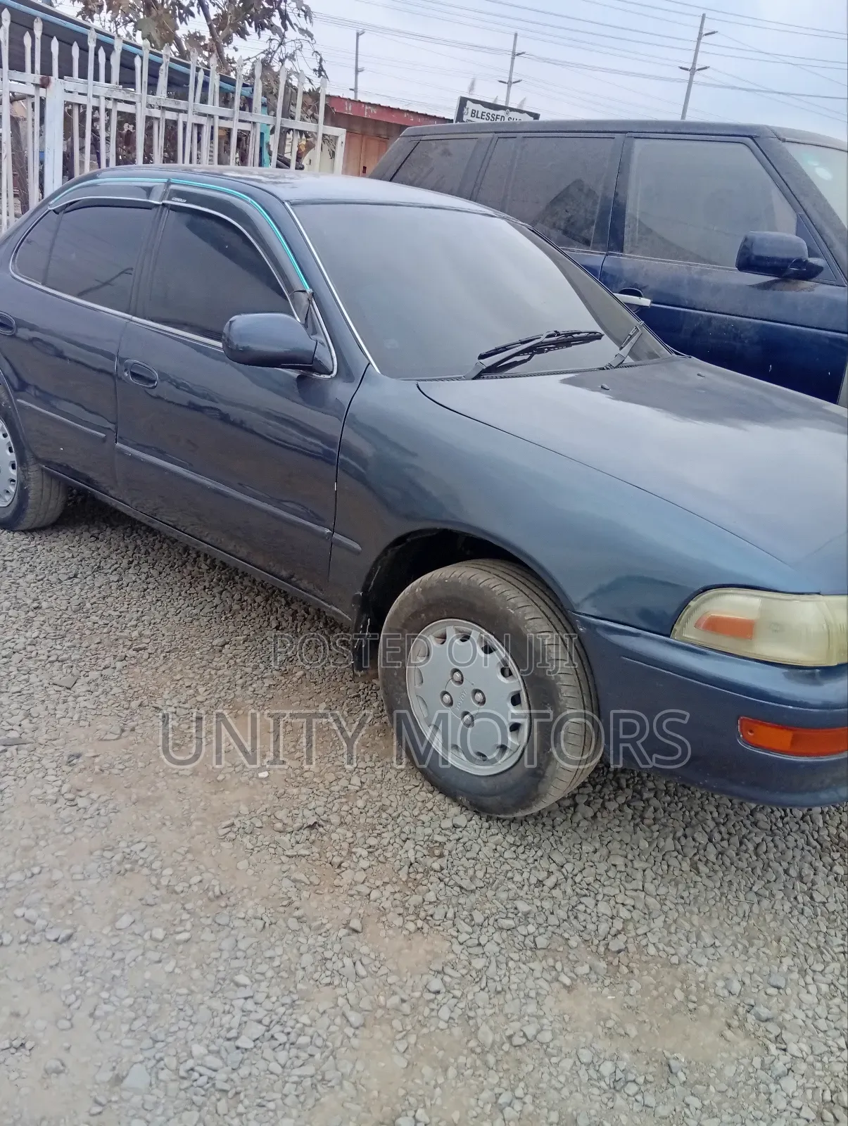 Toyota Corolla 2000 Black