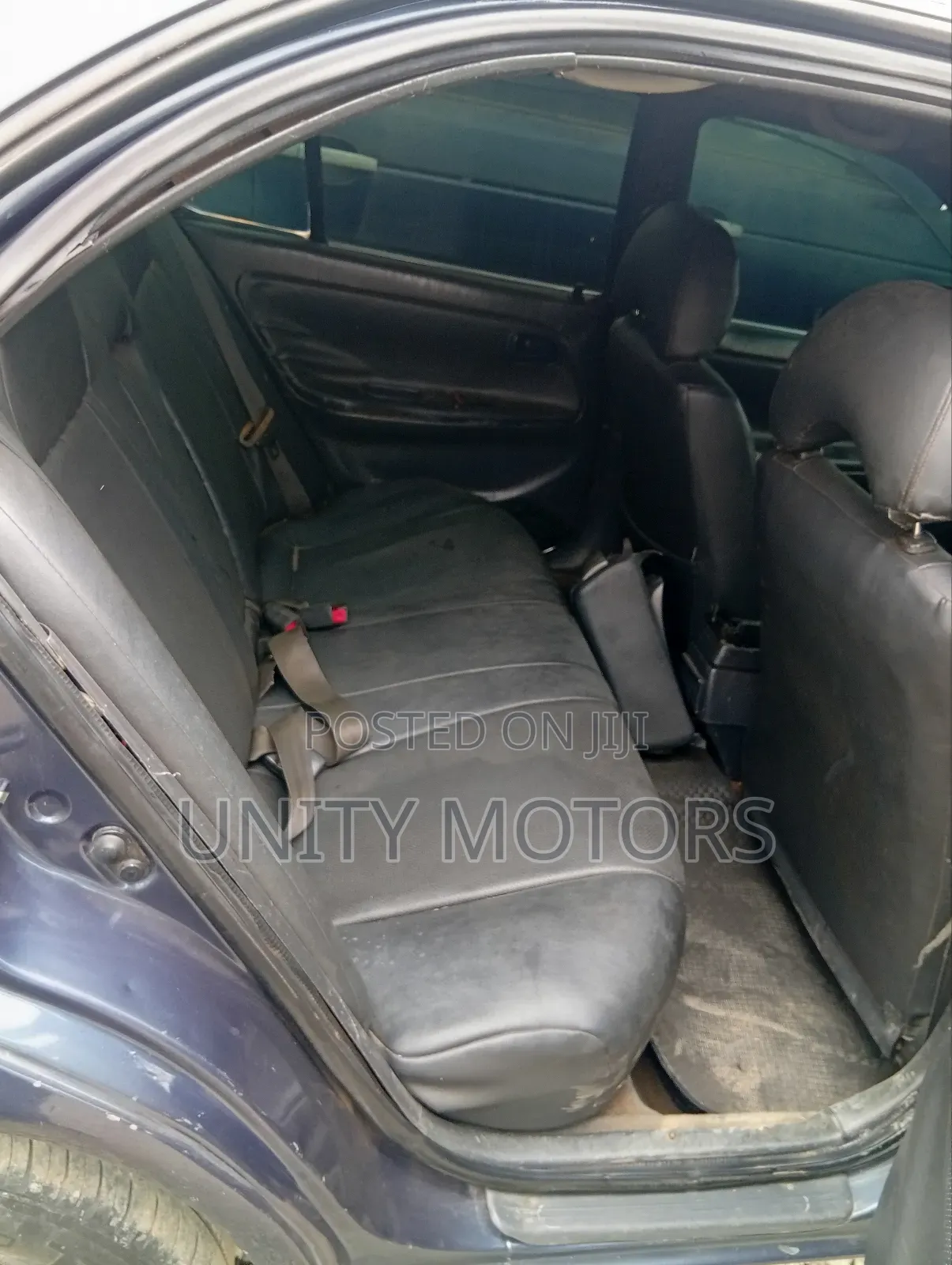Toyota Corolla 2000 Black