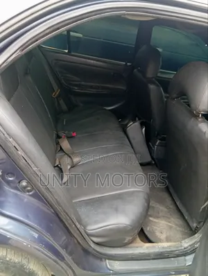 Toyota Corolla 2000 Black