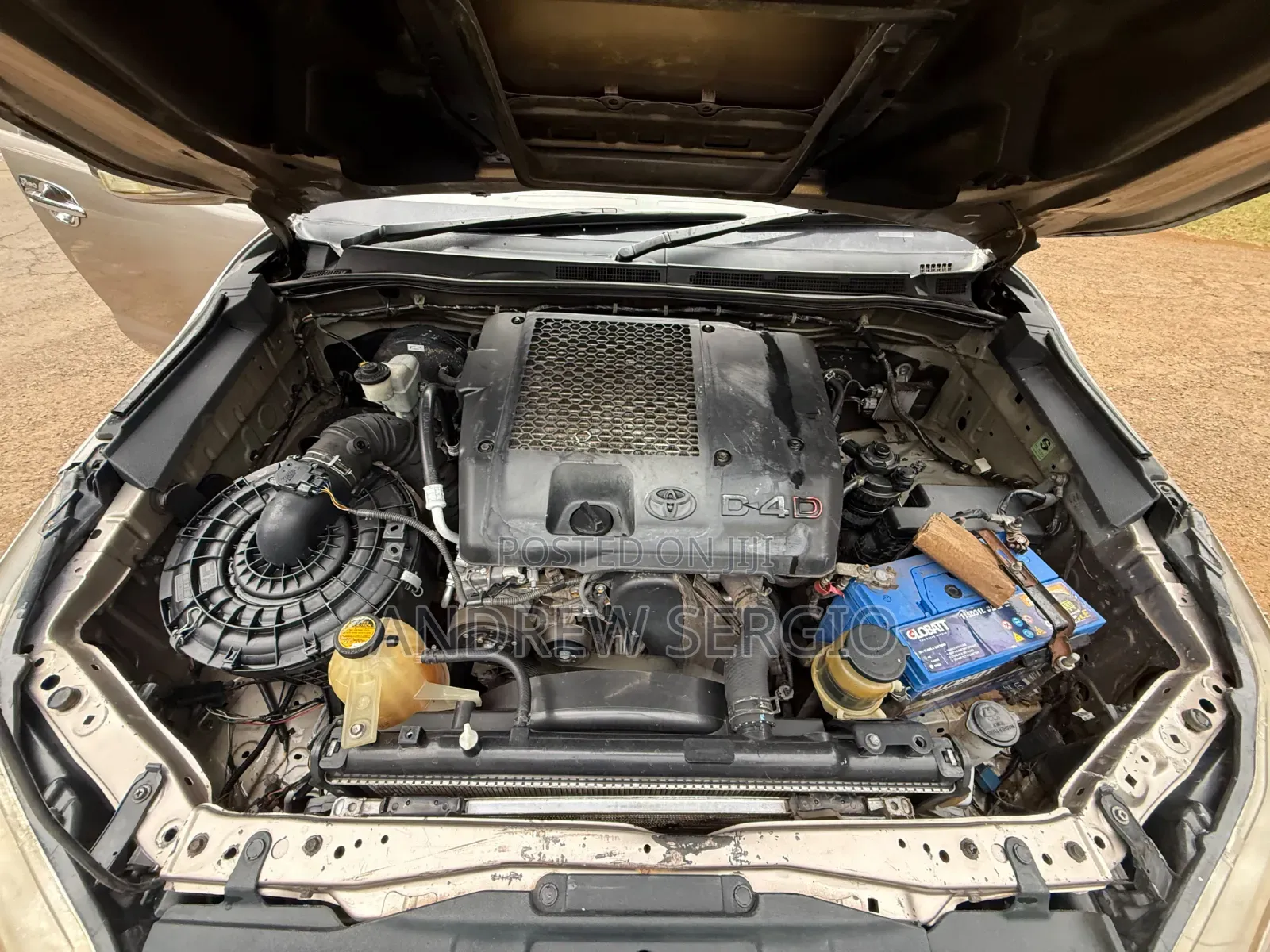 Toyota Hilux 2012 Brown