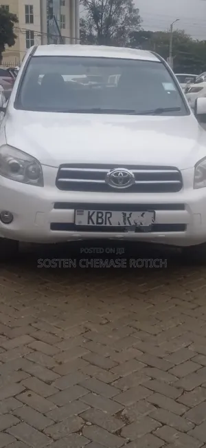 Toyota RAV4 2008 White