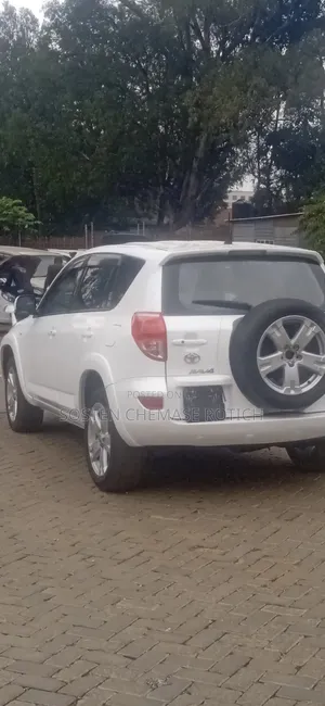 Toyota RAV4 2008 White