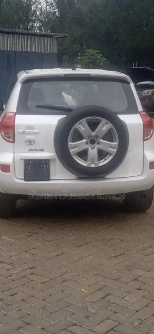 Toyota RAV4 2008 White