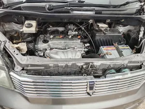 Toyota Voxy 2003 Silver