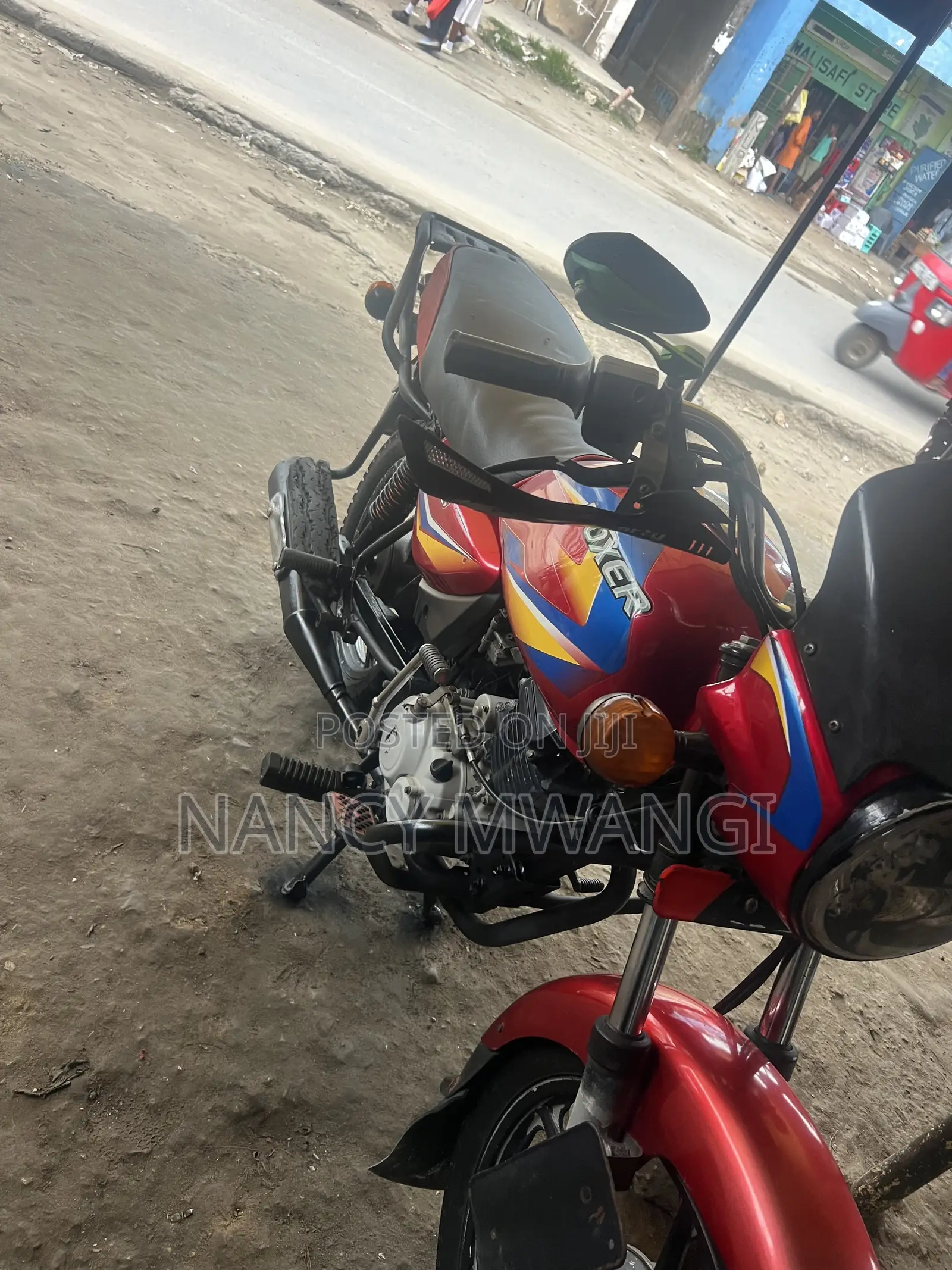 Bajaj Boxer 125 2023 Red