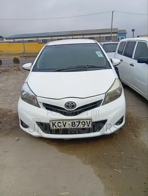 Toyota Vitz 2012 White