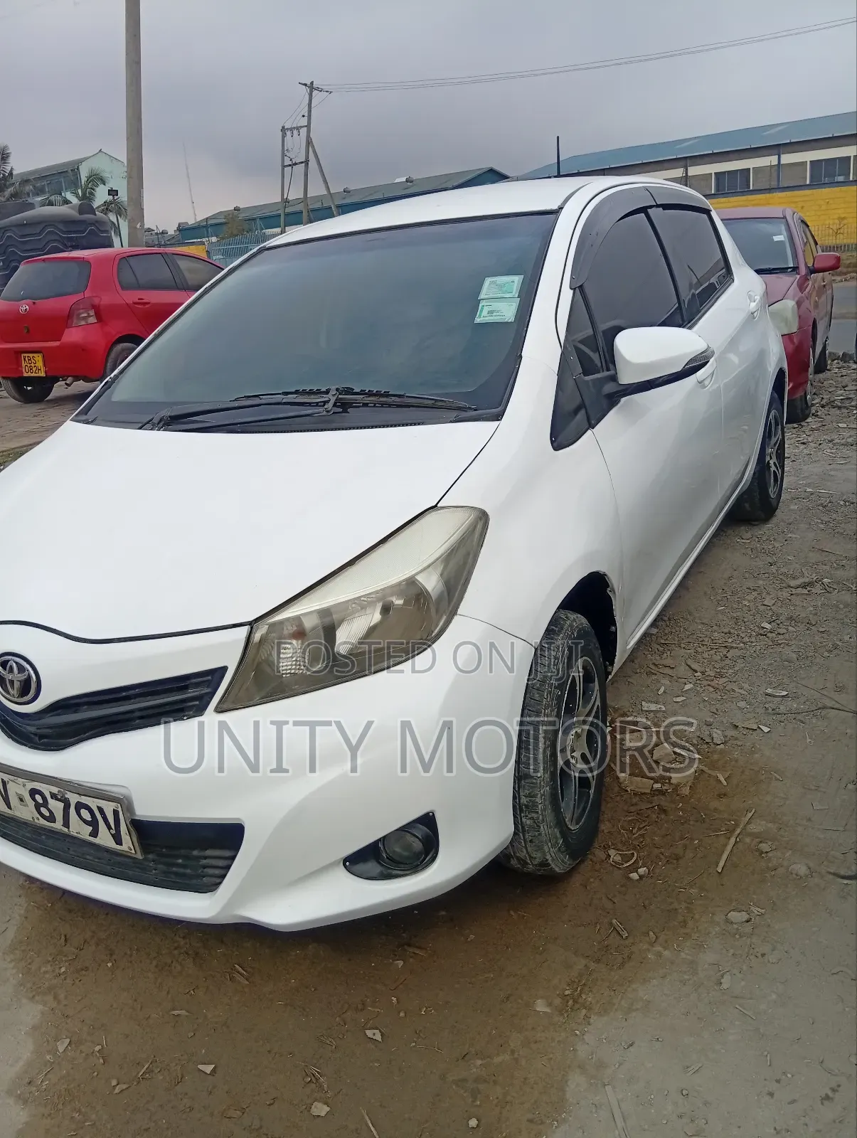 Toyota Vitz 2012 White
