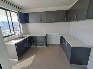 3bdrm Apartment in Hotel 67 Area for rent
