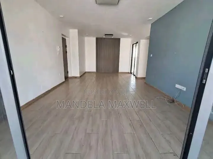 3bdrm Apartment in Hotel 67 Area for rent