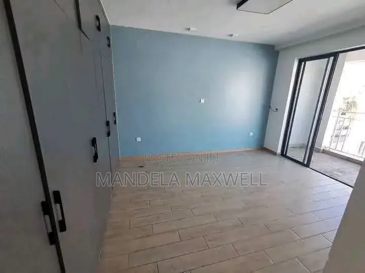 3bdrm Apartment in Hotel 67 Area for rent