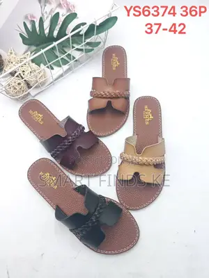 Designer-Inspired Style Women's Leather Flat Sandals