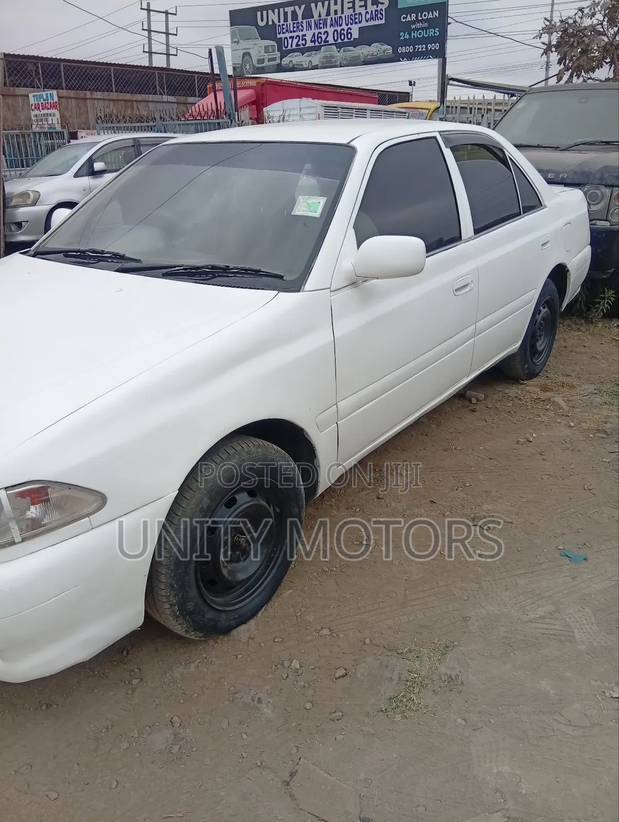 Toyota Carina 2000 White