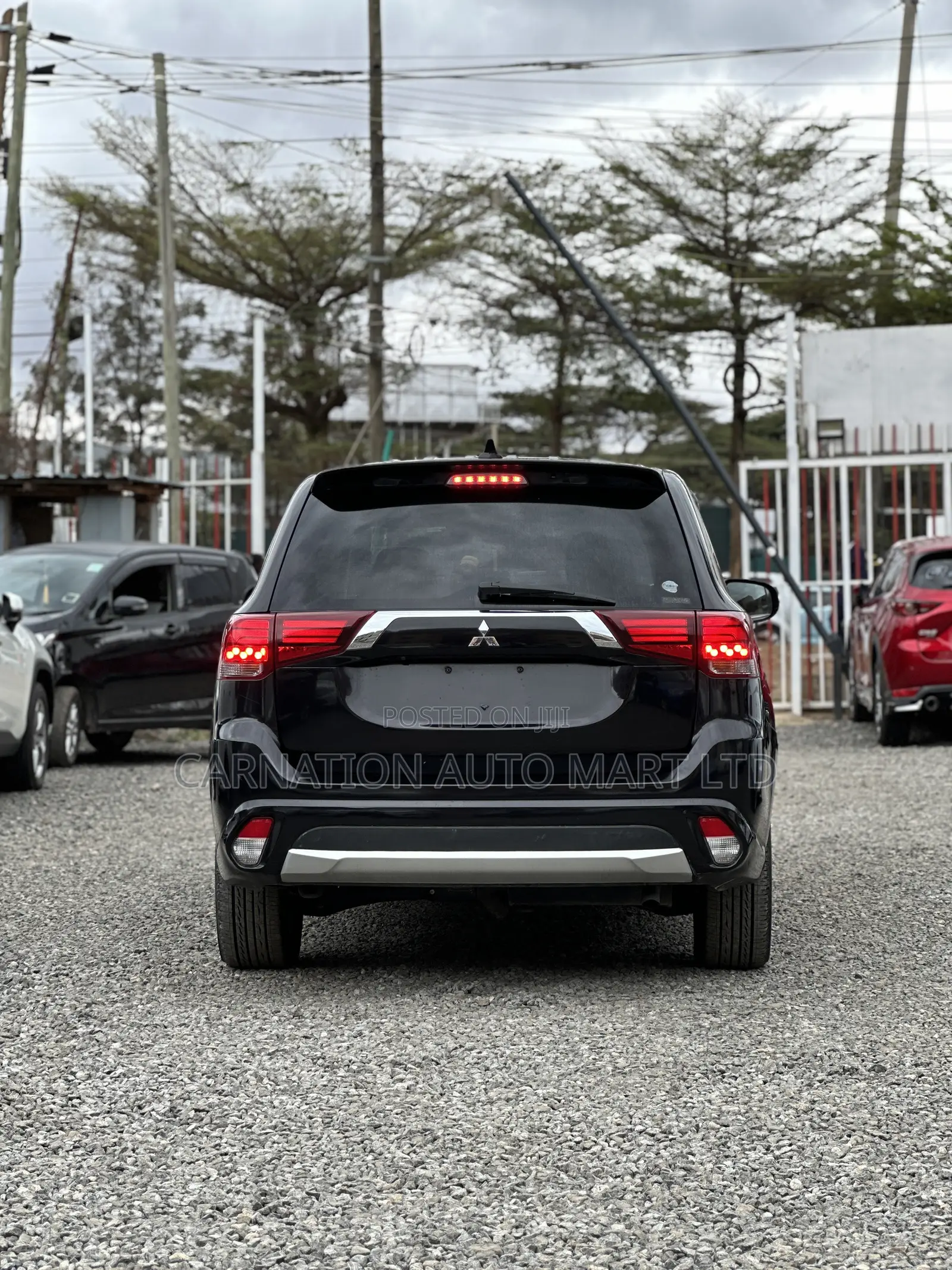 Mitsubishi Outlander 2.0 PHEV AWD 2017 Black