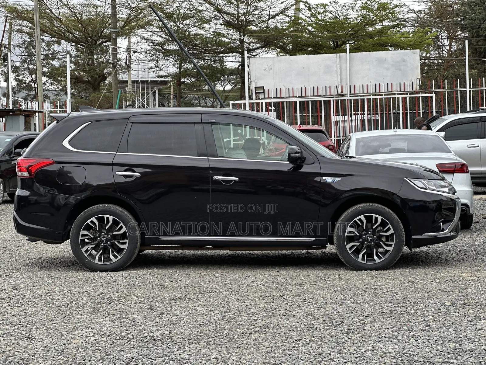 Mitsubishi Outlander 2.0 PHEV AWD 2017 Black