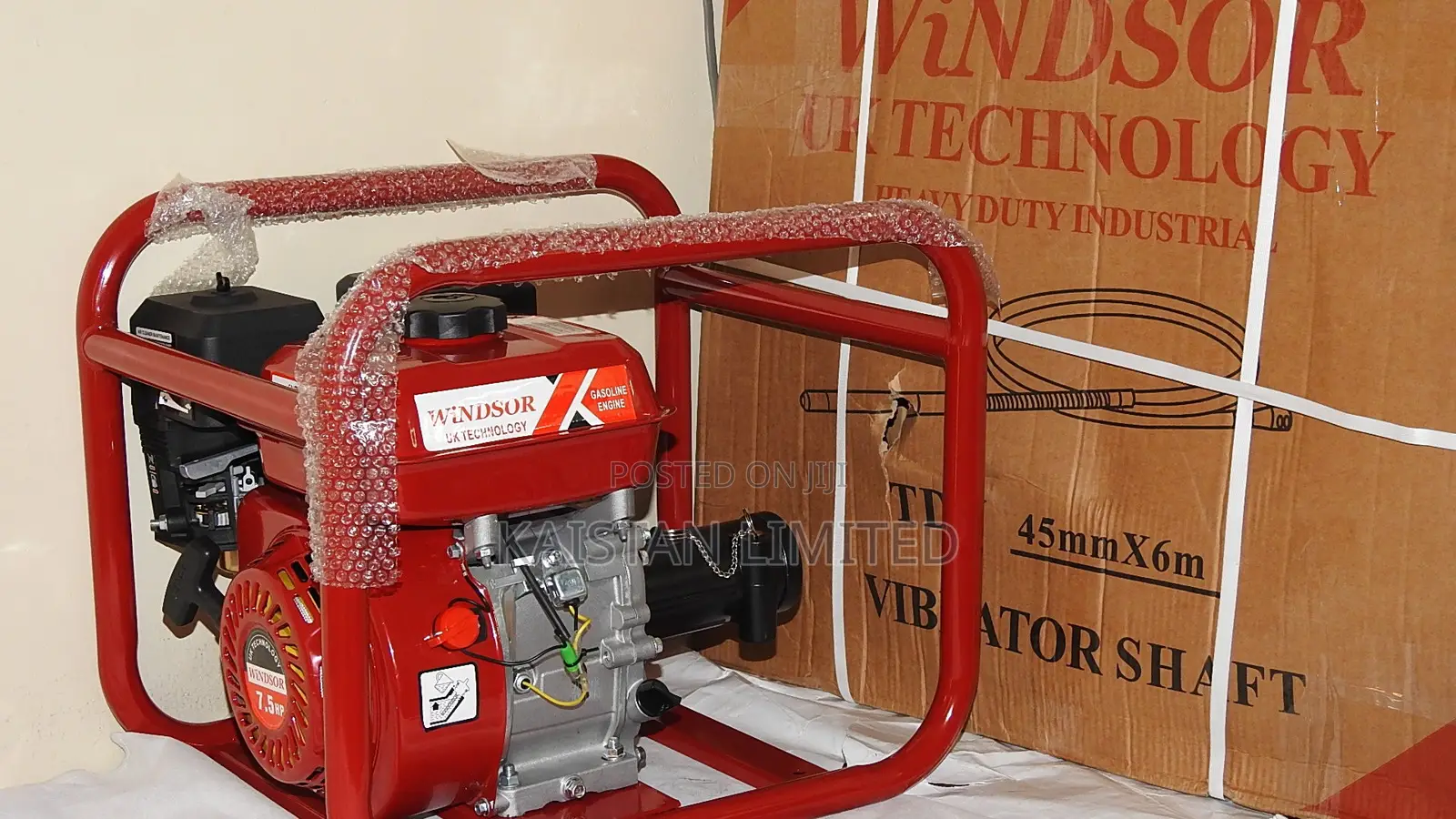 Windsor 7.5HP Petrol Engine Concrete Vibratornewss
