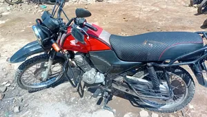 Honda CBR 2023 Red