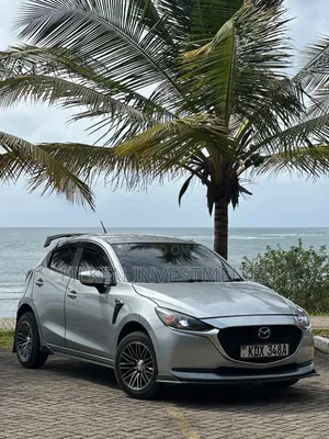 Mazda 2 2020 Silver