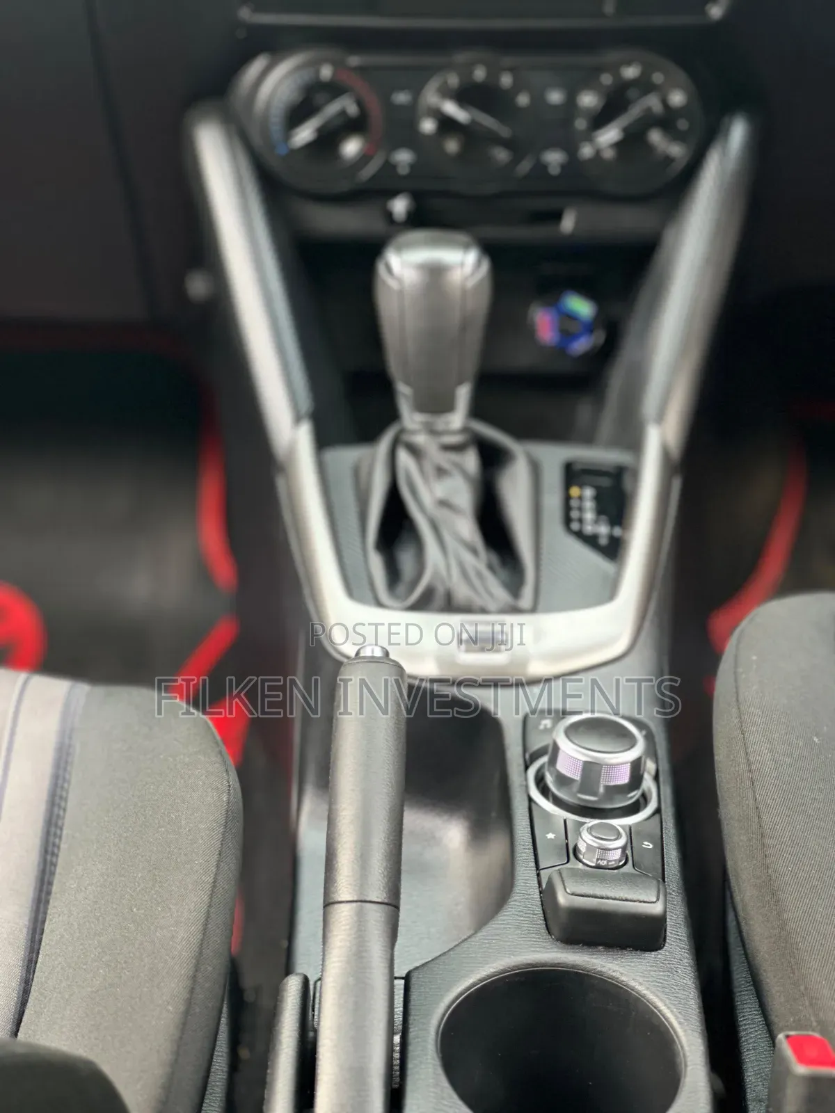 Mazda 2 2020 Silver