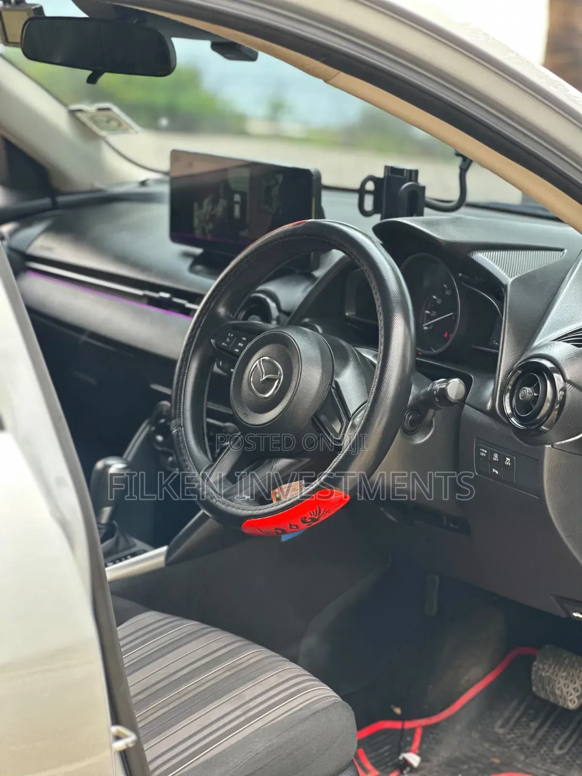 Mazda 2 2020 Silver