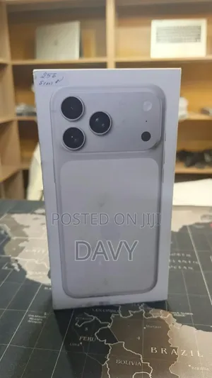 New Apple iPhone 17 Pro Max 256 GB Silver