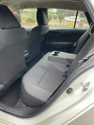 Toyota Corolla Touring 2019 White