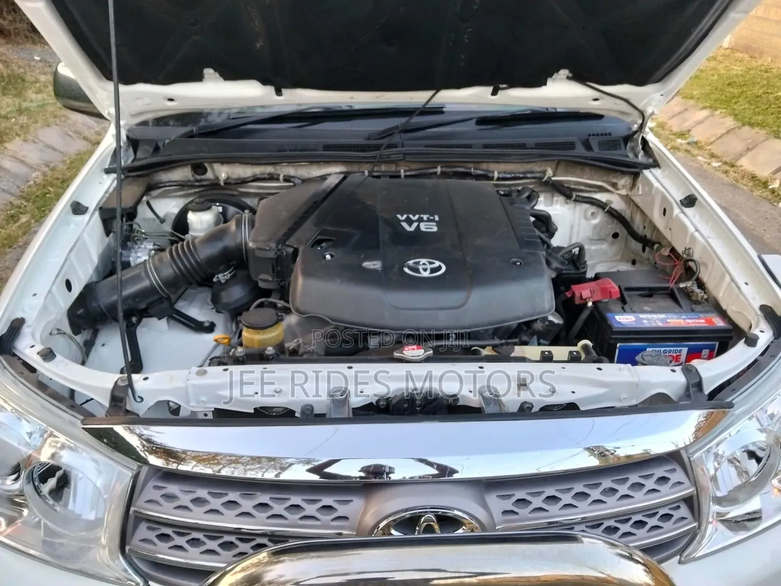 Toyota Fortuner 4.0 AWD 2007 White