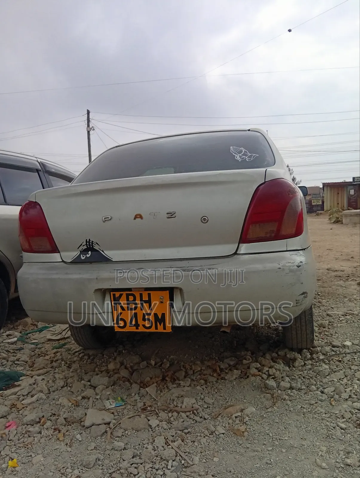 Toyota Platz 2002 Silver