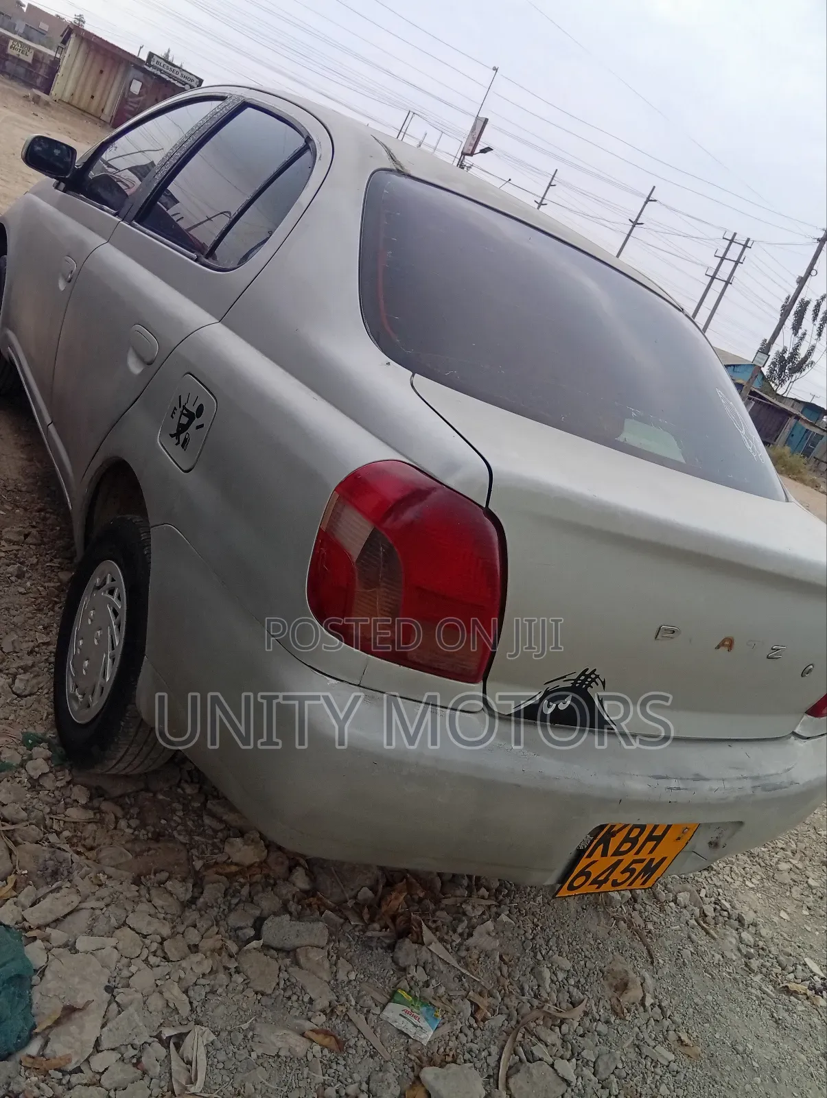 Toyota Platz 2002 Silver