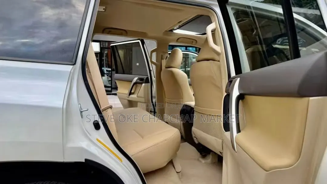 Toyota Land Cruiser Prado 2.8 2021 White