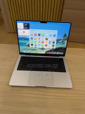 Laptop Apple MacBook Pro 2023 M3 16GB Apple M3 SSD 1T