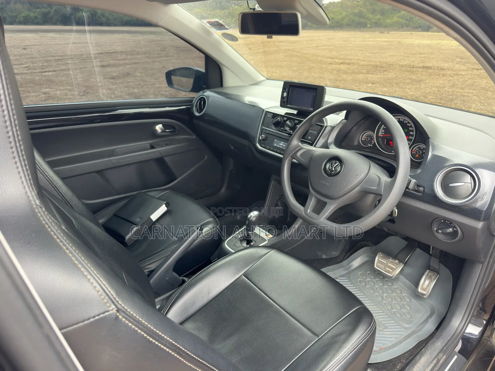 Volkswagen Up 2017 Black