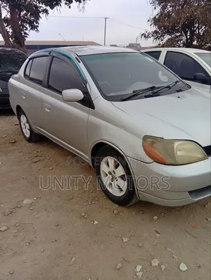 Toyota Platz 2003 Silver