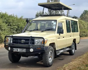 Toyota Land Cruiser 2017 Gold