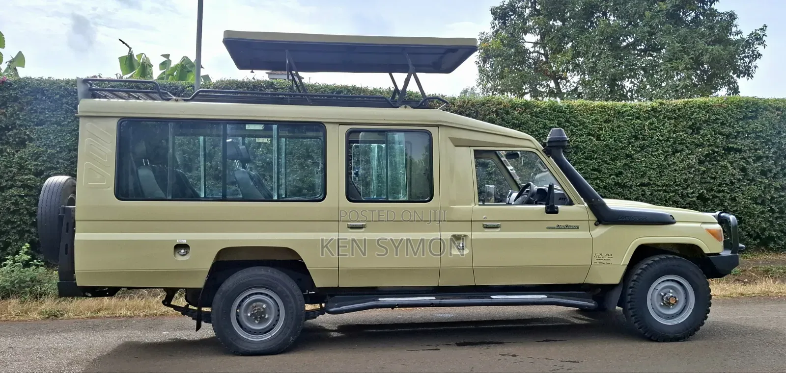 Toyota Land Cruiser 2017 Gold